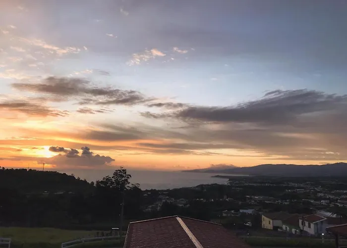 Emigrante Pensión Capelas (Sao Miguel)